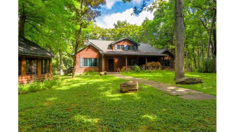 268 White Oak Rd Fontana, WI 53184 by d'aprile properties LLC~Fontana $750,000