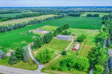 W4420 County Road A, Lafayette, WI 53121