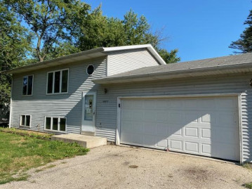 24918 Hiawatha Dr, Dover, WI 53139-9785