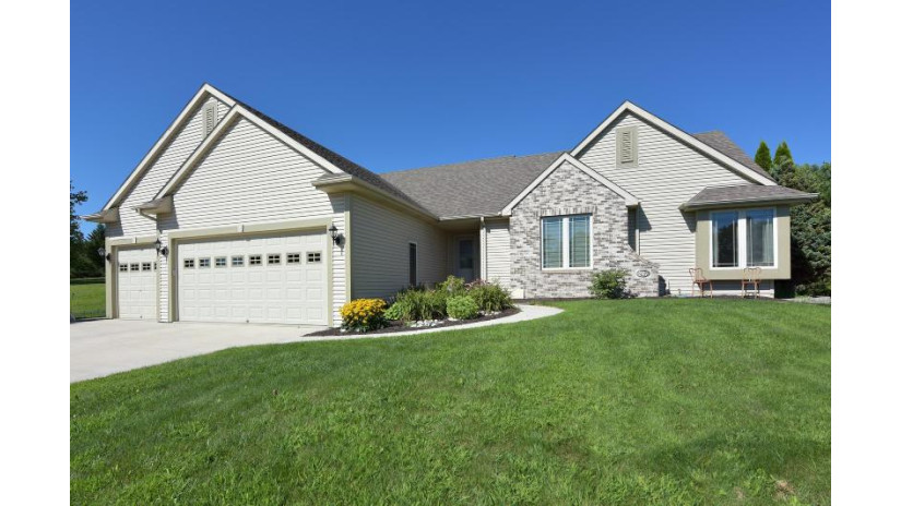 247 Highland St Adell, WI 53001 by Erin Realty LLC $292,000