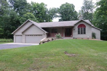 N4749 Maple Drive, Oakfield, WI 53065-9530