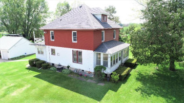 W6393 County Road J, Juneau, WI 53039