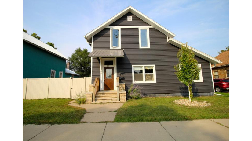 264 5th St E Winona, MN 55987 by Coldwell Banker River Valley, REALTORS $199,900