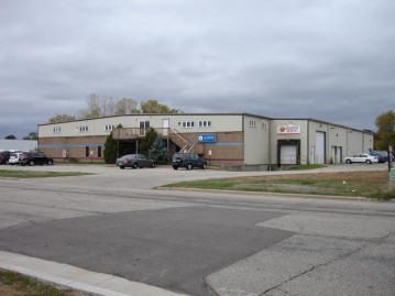 2967 Airport Rd, La Crosse, WI 54603-3223