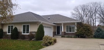 422 French Rd, Onalaska, WI 54650