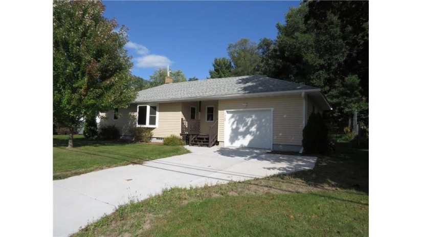 1329 Zephyr Hill Avenue Eau Claire, WI 54703 by Chippewa Valley Real Estate, Llc $156,000