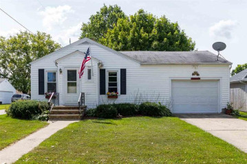 509 E 2nd Street, Kimberly, WI 54136