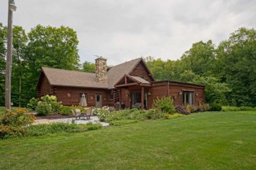 N1822 S Kohn Rd, Lowell, WI 53579