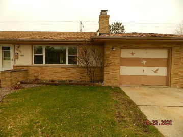 2827 S 18th St, Sheboygan, WI 53081-6642