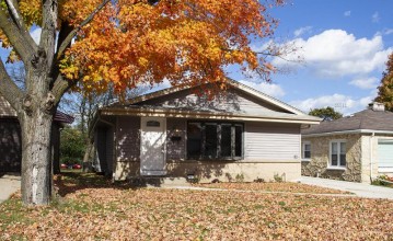 12734 W Eggert Pl, Butler, WI 53007-1218