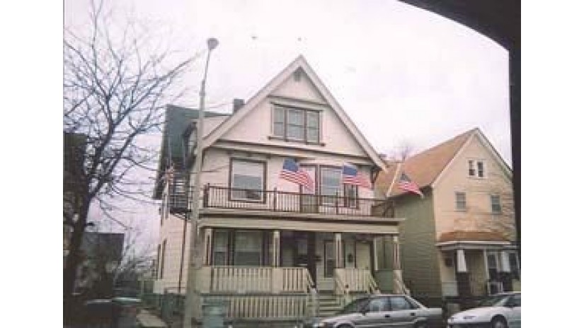 2213 N Holton St 2215 Milwaukee, WI 53212 by Shorewest Realtors $219,000