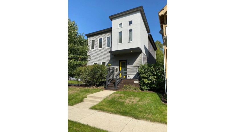 4226 W Garfield Ave Milwaukee, WI 53208 by Premier Point Realty LLC $224,900