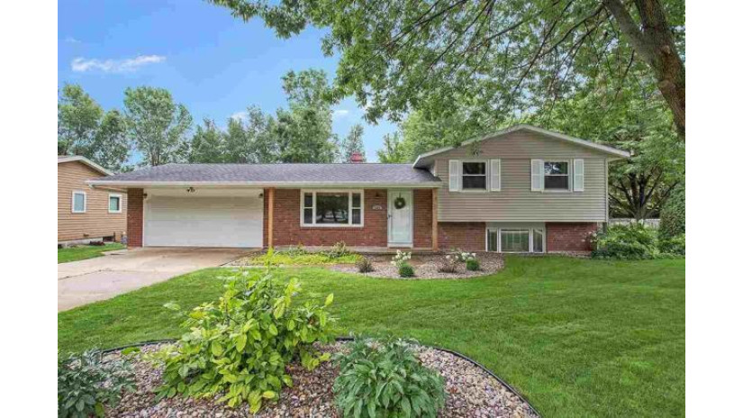 1691 Kennedy Dr Green Bay, WI 54304 by New Home Real Estate LLC / WI & MI $214,900