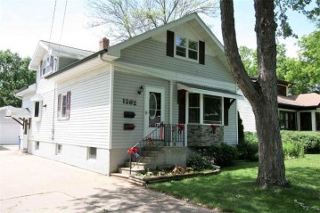 1262 Eliza Street, Green Bay, WI 54301-3135