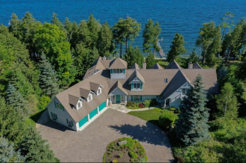 10668 Westwood Dr, Sister Bay, WI 54234