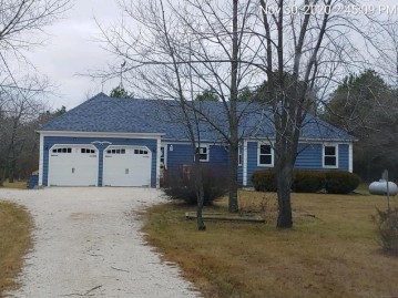 8905 S Highland Rd, Fish Creek, WI 54212