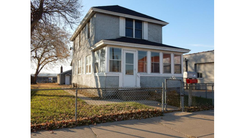 621 Copeland Ave La Crosse, WI 54603 by Coldwell Banker River Valley, REALTORS $114,500