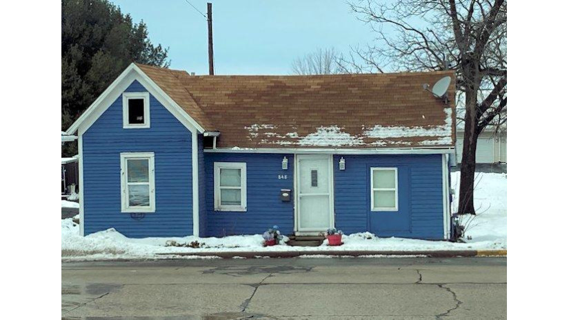 848 Madison St Beaver Dam, WI 53916 by Coldwell Banker Real Estate Group-Mayville $49,900