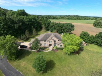 N3971 County Road D, Jefferson, WI 53137-9726