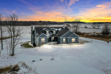 3672 Park Road, Morrison, WI 54126-9325