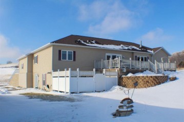 15390 Hazelgreen Rd, Adrian, WI 54660