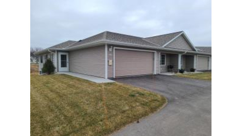 1371 S Wilson Ave Hartford, WI 53027 by Greg James Realty $375,000