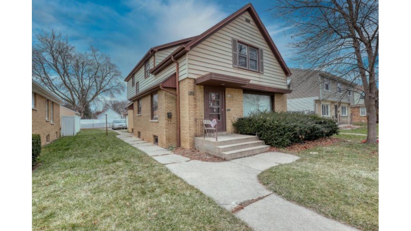 4321 N 50th St 4323 Milwaukee, WI 53216 by The Wisconsin Real Estate Group $129,900