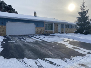 503 Laurel Dr, Francis Creek, WI 54214-0000