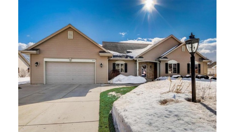 1001 W Riverside Dr Oak Creek, WI 53154 by The Stefaniak Group, LLC $429,900