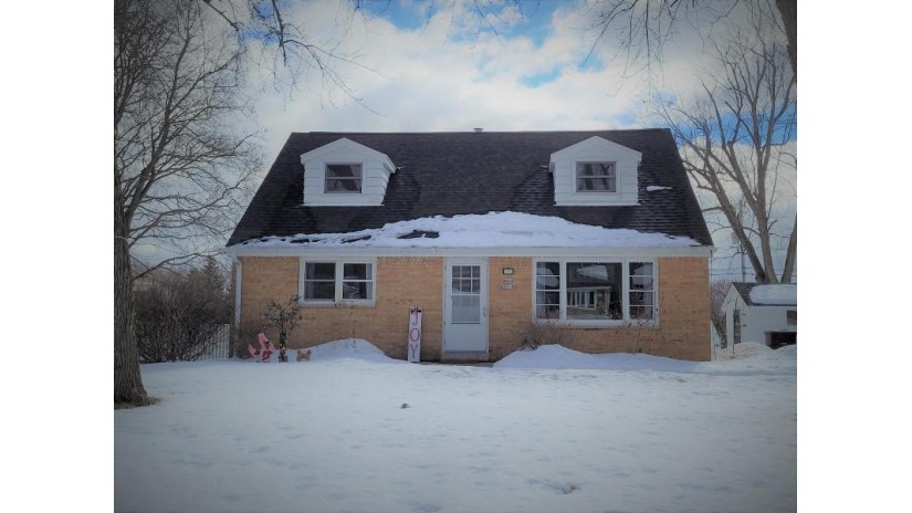 N64W23589 Ivy Ave Sussex, WI 53089 by Coldwell Banker HomeSale Realty - New Berlin $219,900