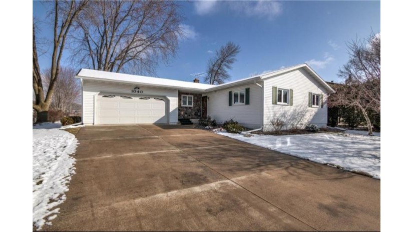 1040 Olive Street Chippewa Falls, WI 54729 by Donnellan Real Estate $219,900