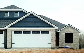 2772 Castaway Court, Bellevue, WI 54311