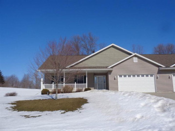 W8930 Gossfeld Ln, Beaver Dam, WI 53916