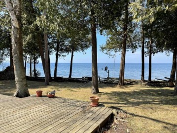 6251 Bay Shore Dr, Town Of Egg Harbor, WI 54209