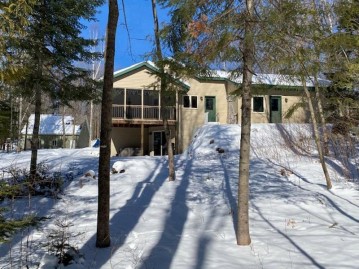 1196 Lake St, White Lake, WI 54491