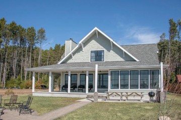 8667 Big St Germain Dr, St. Germain, WI 54558