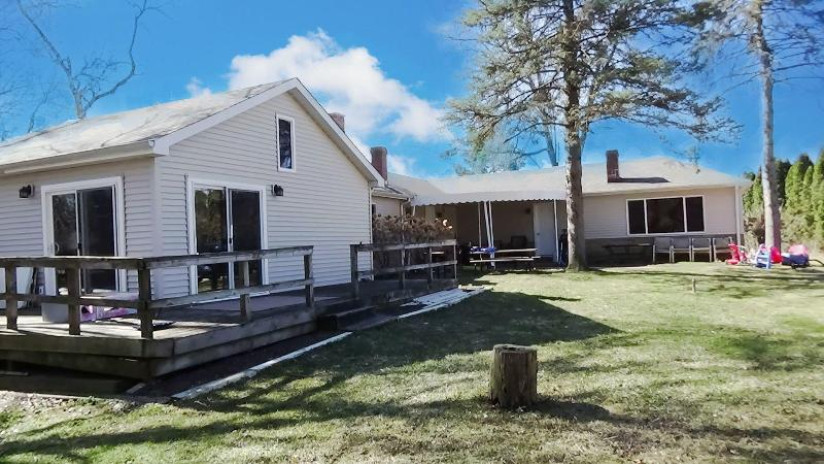 N3442 University Rd Geneva, WI 53147 by Legendary Real Estate Services $219,000