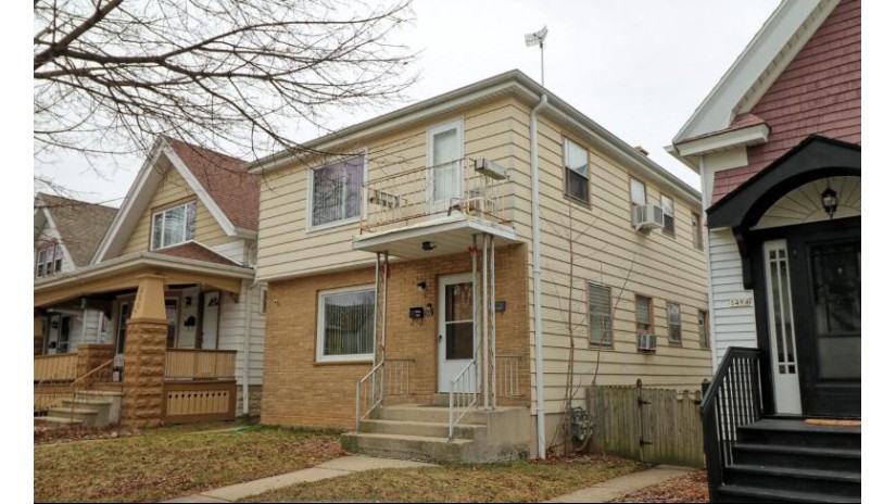 351 E Montana St 353 Milwaukee, WI 53207 by Parkway Realty, LLC $237,900