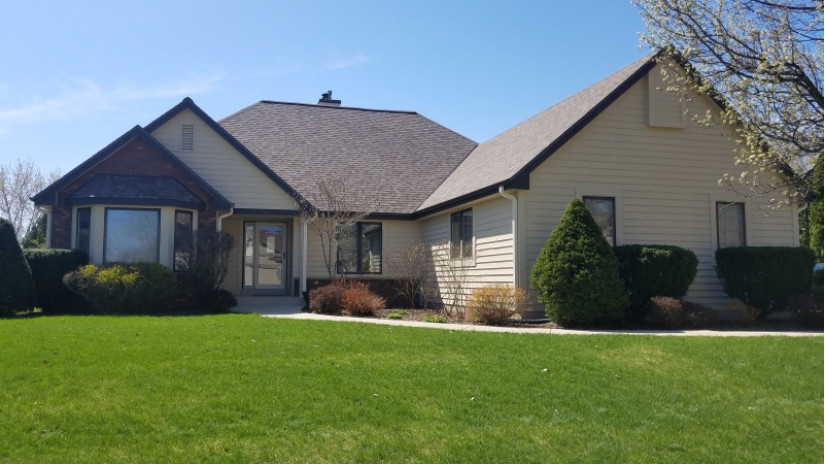 N49W17551 Sheffield Ln Menomonee Falls, WI 53051 by Shorewest Realtors $399,900