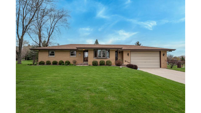 S78W20454 Monterey Dr Muskego, WI 53150 by Nested Real Estate LLC $325,000