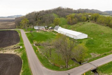 W23712 Little Tamarack Rd, Trempealeau, WI 54630-8252