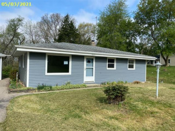 N2433 Crispus Attucks Dr, Bloomfield, WI 53105-3547