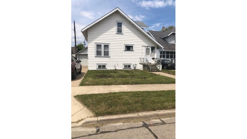 1712 70th St Kenosha, WI 53143 by Better Homes and Gardens Real Estate Power Realty $79,900