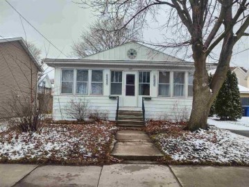 683 Grand Street, Oshkosh, WI 54901