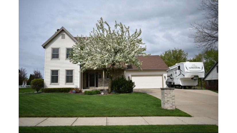 8103 S 35th St Franklin, WI 53132 by TerraNova Real Estate $439,900