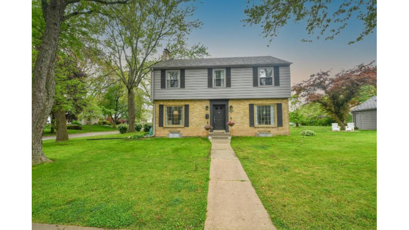 3247 S Elmwood Ave Greenfield, WI 53219 by EXP Realty, LLC~MKE $289,555