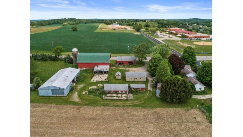 S92W32265 County Road Nn Mukwonago, WI 53149 by M3 Realty $875,000