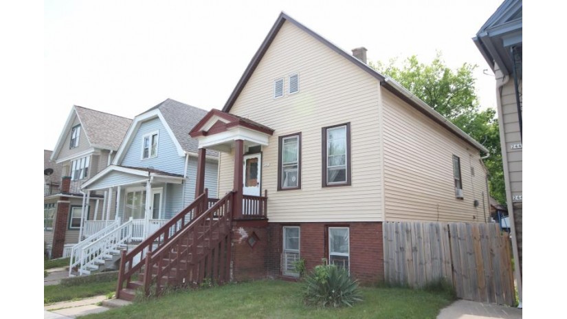 2451 S 11th St Milwaukee, WI 53215 by Keller Williams Realty-Milwaukee Southwest $85,000