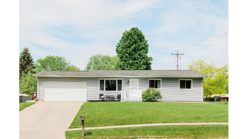 710 Wagon Dr West Salem, WI 54669 by Coldwell Banker River Valley, REALTORS $229,900