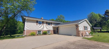 7486 Wildwood Rd, Barton, WI 53090